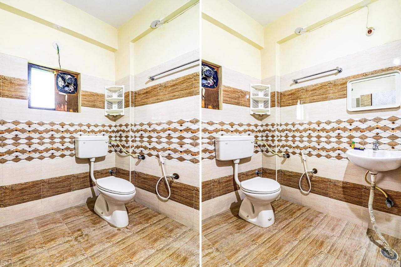 Fabexpress Mid Town Hotel Hyderabad Bagian luar foto